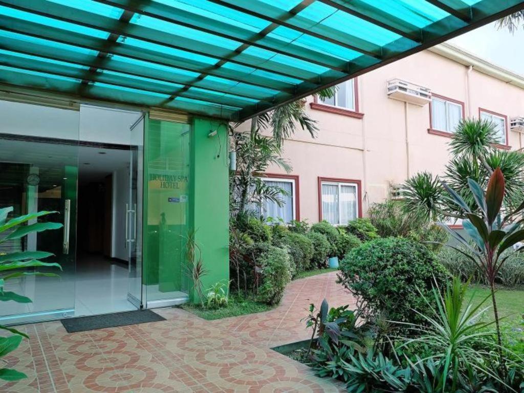 סבו Holiday Spa Hotel מראה חיצוני תמונה