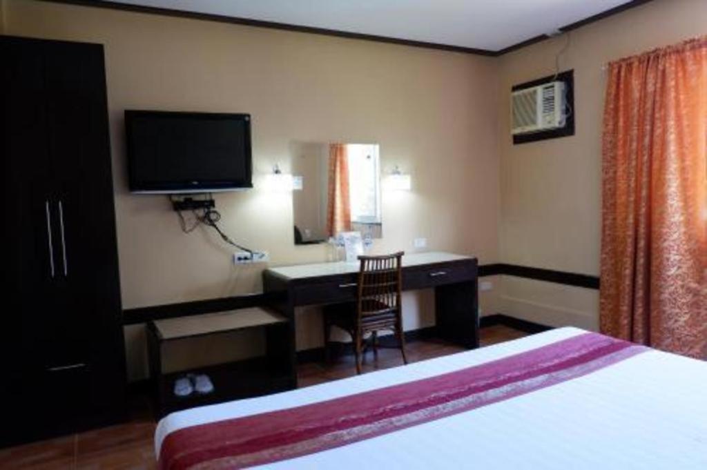 סבו Holiday Spa Hotel מראה חיצוני תמונה